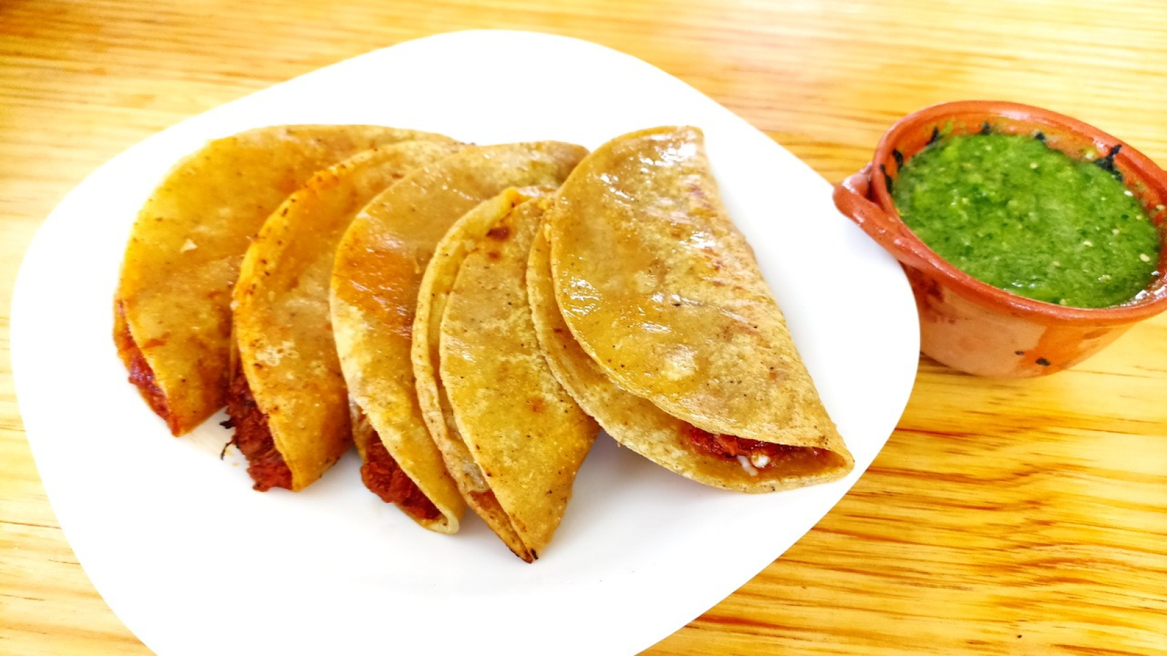 Quesadillitas de chicharrón prensado